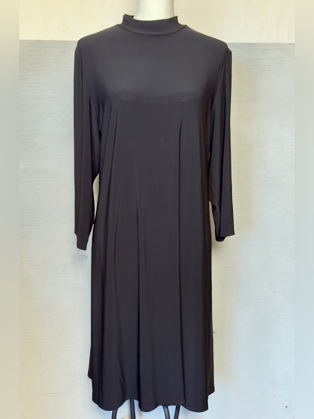Tiana B. black long-sleeve midi sheath dress w/high collar Women’s 1X | h